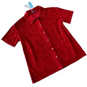 Shore Velvet Textured Button-Up Blouse Women's M Red Short Sleeve Collared NWT